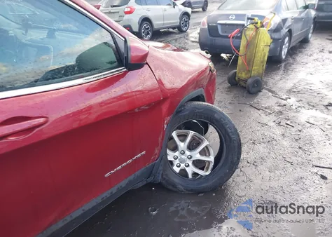 2015 Jeep Cherokee Latitude из США, поврежденный, VIN 1C4PJMCB4FW521552